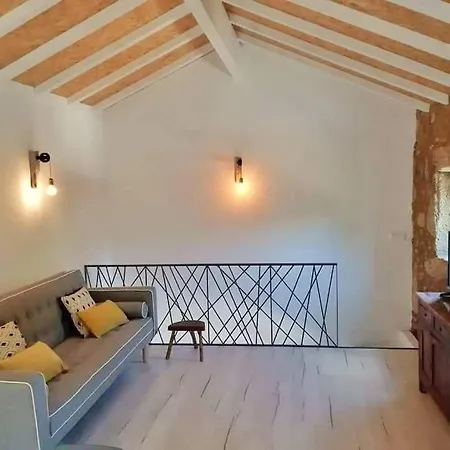 Dom wakacyjny River House Sejaes