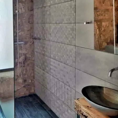 Dom wakacyjny River House Sejaes